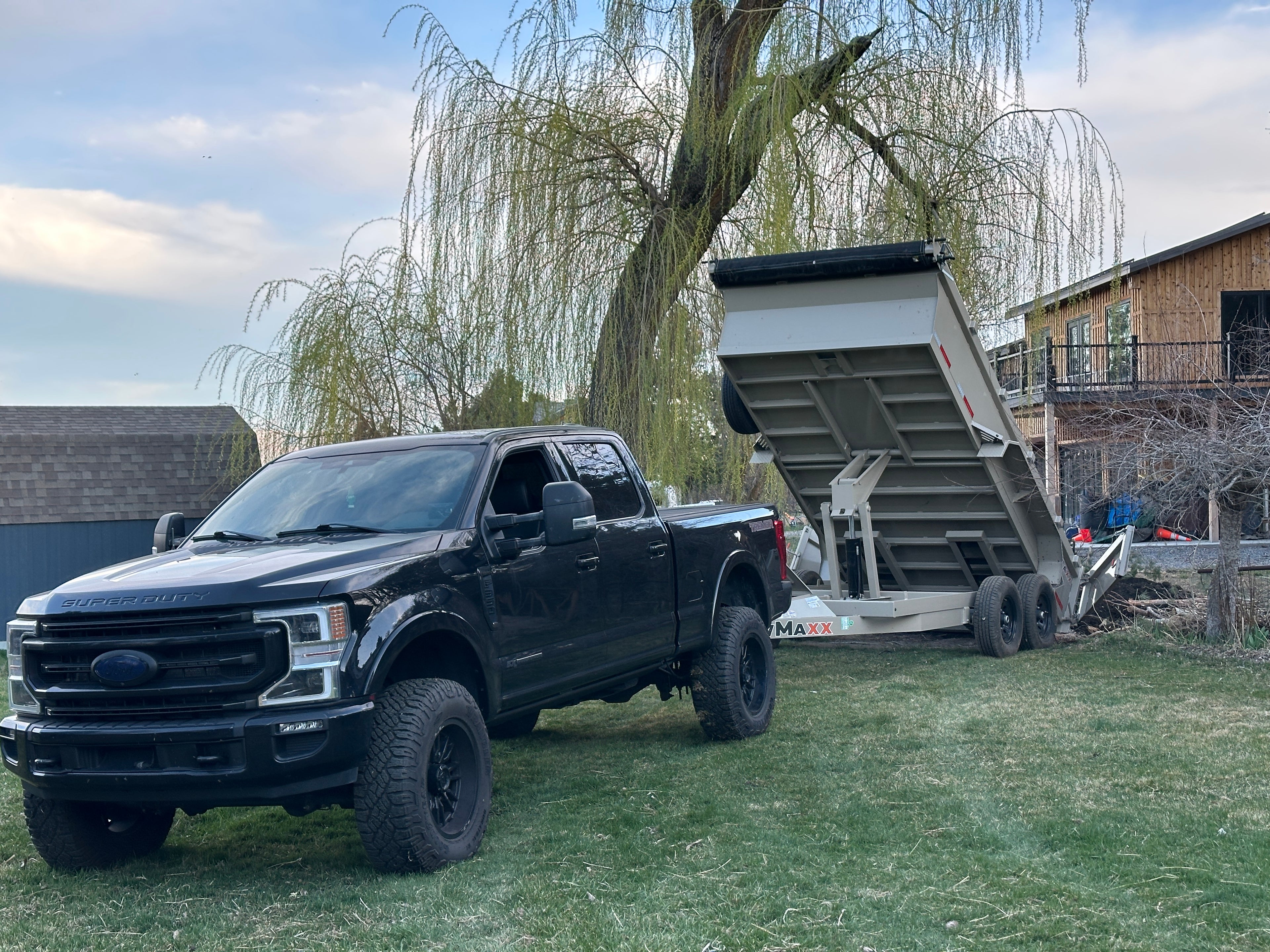 24 Hour use - RawMaxx Dump Trailer